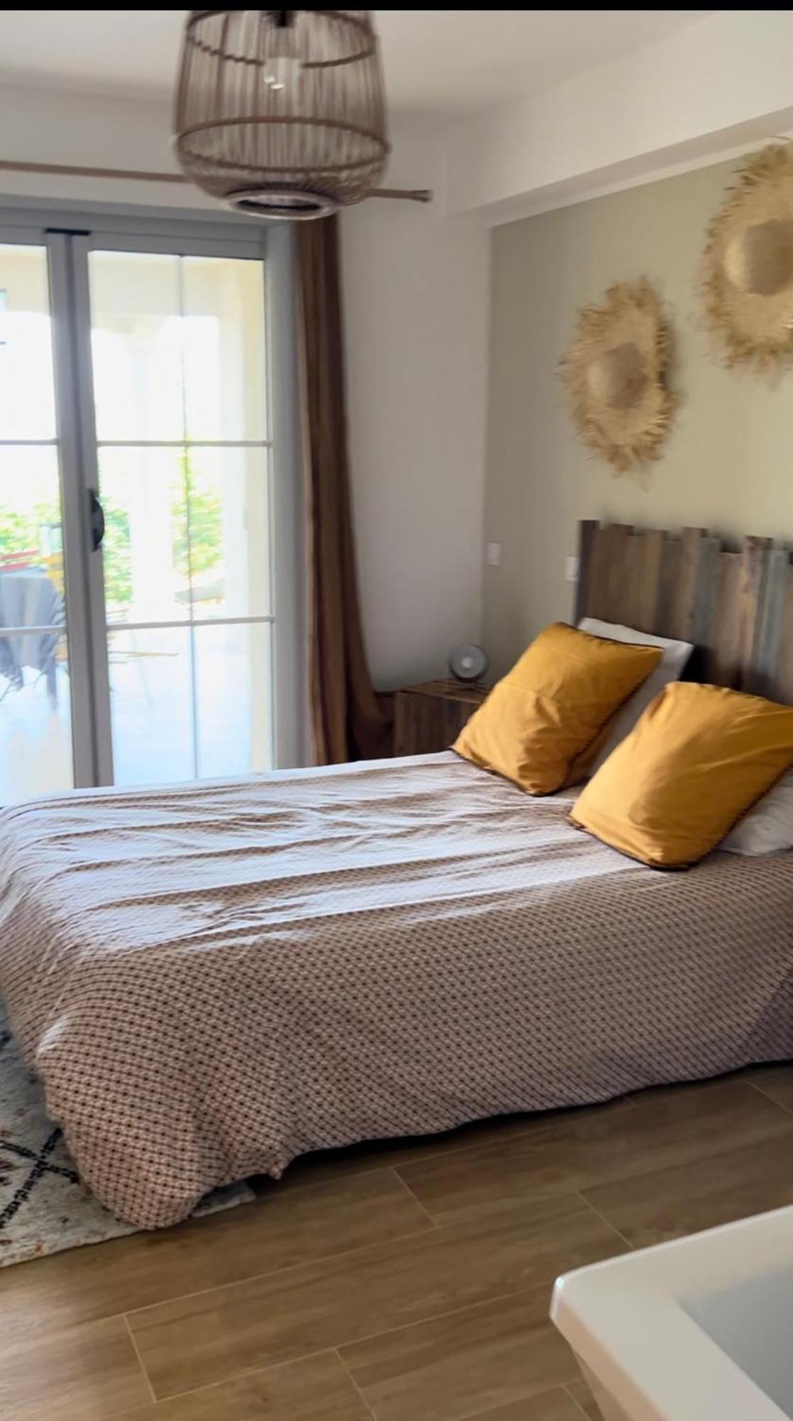 Chambre De Charme Andria Jacuzzi Patrimonio Exterior foto